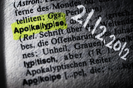 Das Wort Apokalypse in einem W�rterbuch und Datum 21.12.2012.